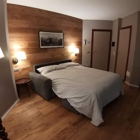 شقة Raffinato Ed Accogliente Monolocale Di Montagna بيريوِل تْشيرفينيا المظهر الخارجي الصورة
